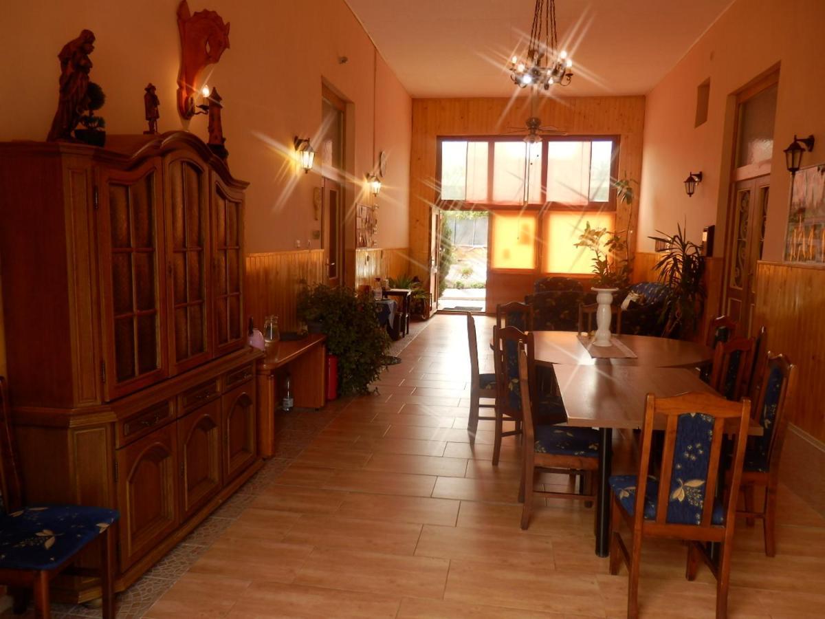 Guesthouse Ilona Velky Kamenec Esterno foto
