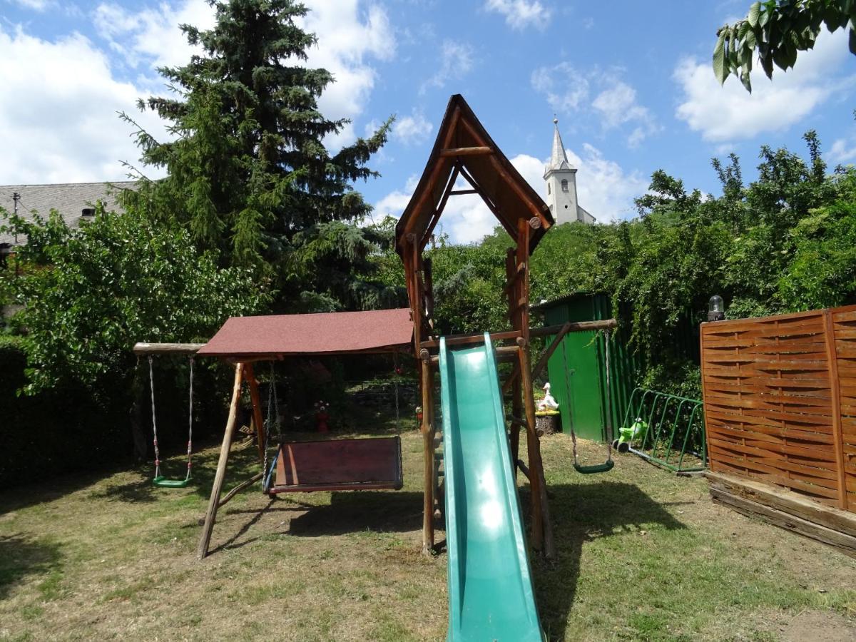 Guesthouse Ilona Velky Kamenec Esterno foto