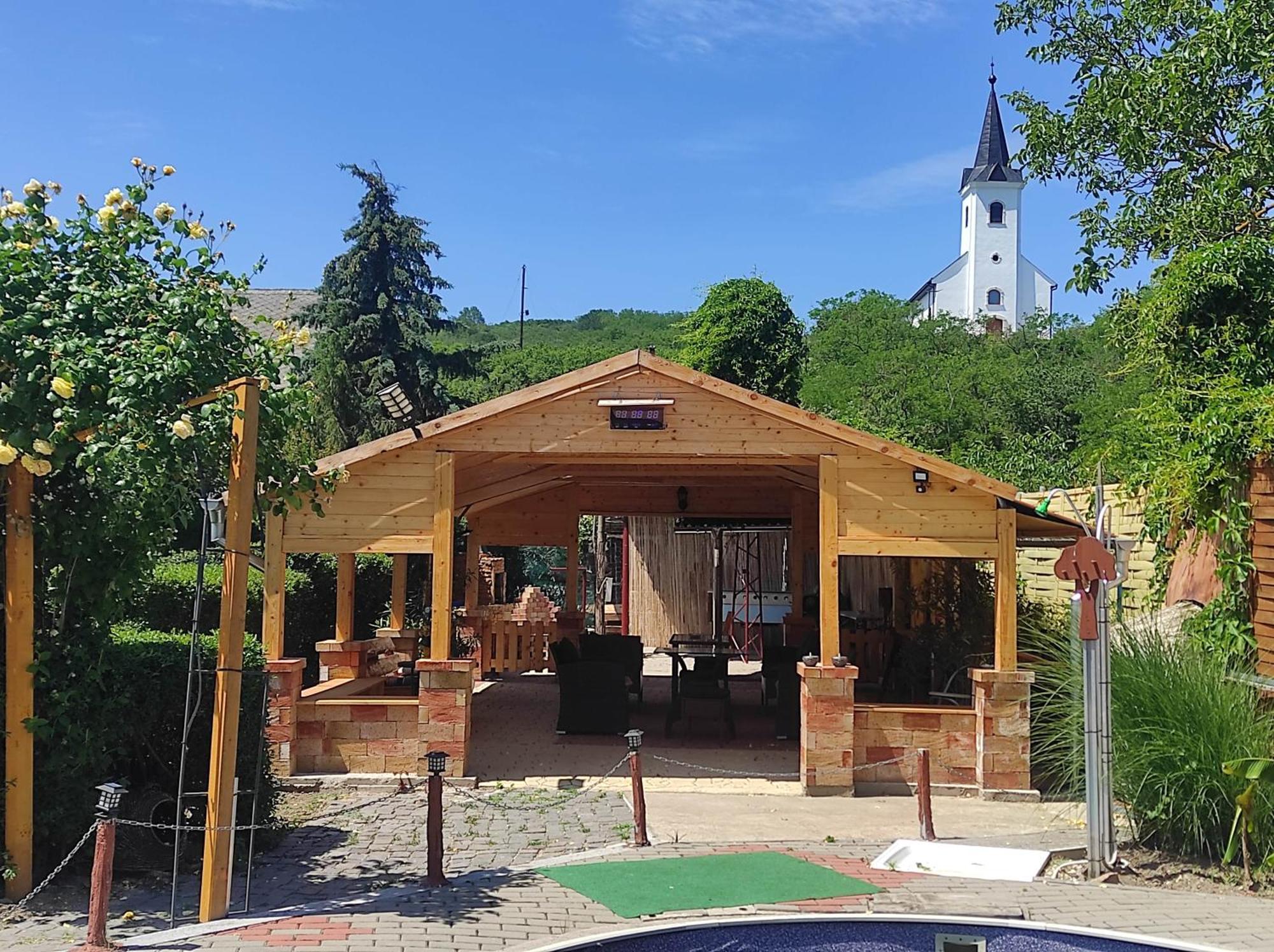 Guesthouse Ilona Velky Kamenec Esterno foto